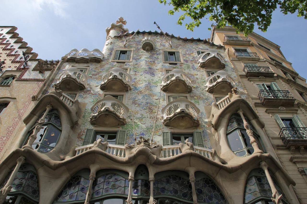 Girona - Modernist Apartments Next To Paseo De Gracia — Photos 1